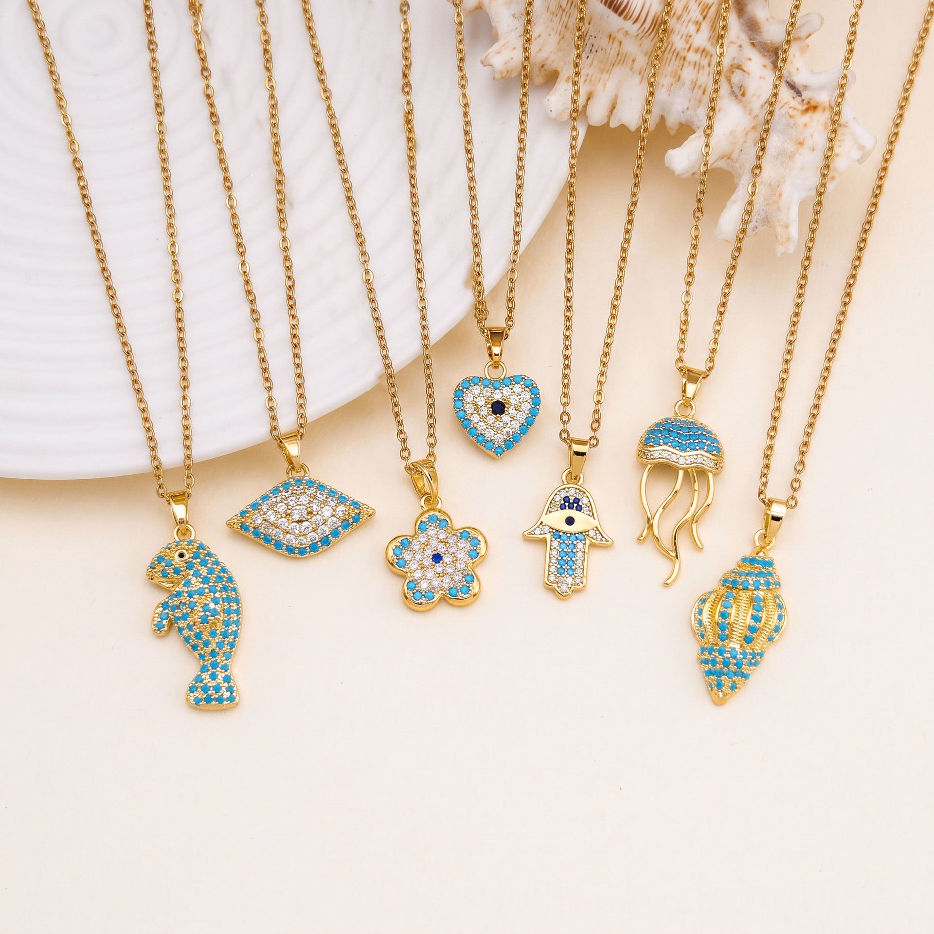 Wholesale Ocean Style Evil Eye Necklace for Women,  Titanium Steel Heart Pendant with Zircon,  Simple Vacation Collarbone Chain,  Fashion Accessory Gift