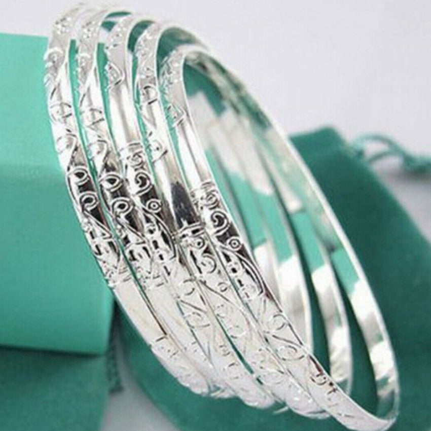 Wholesale Patterned silver bracelet set