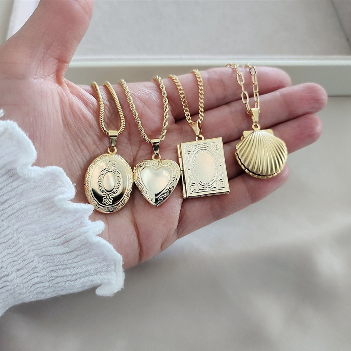 Wholesale  stainless steel love box shell oval necklace