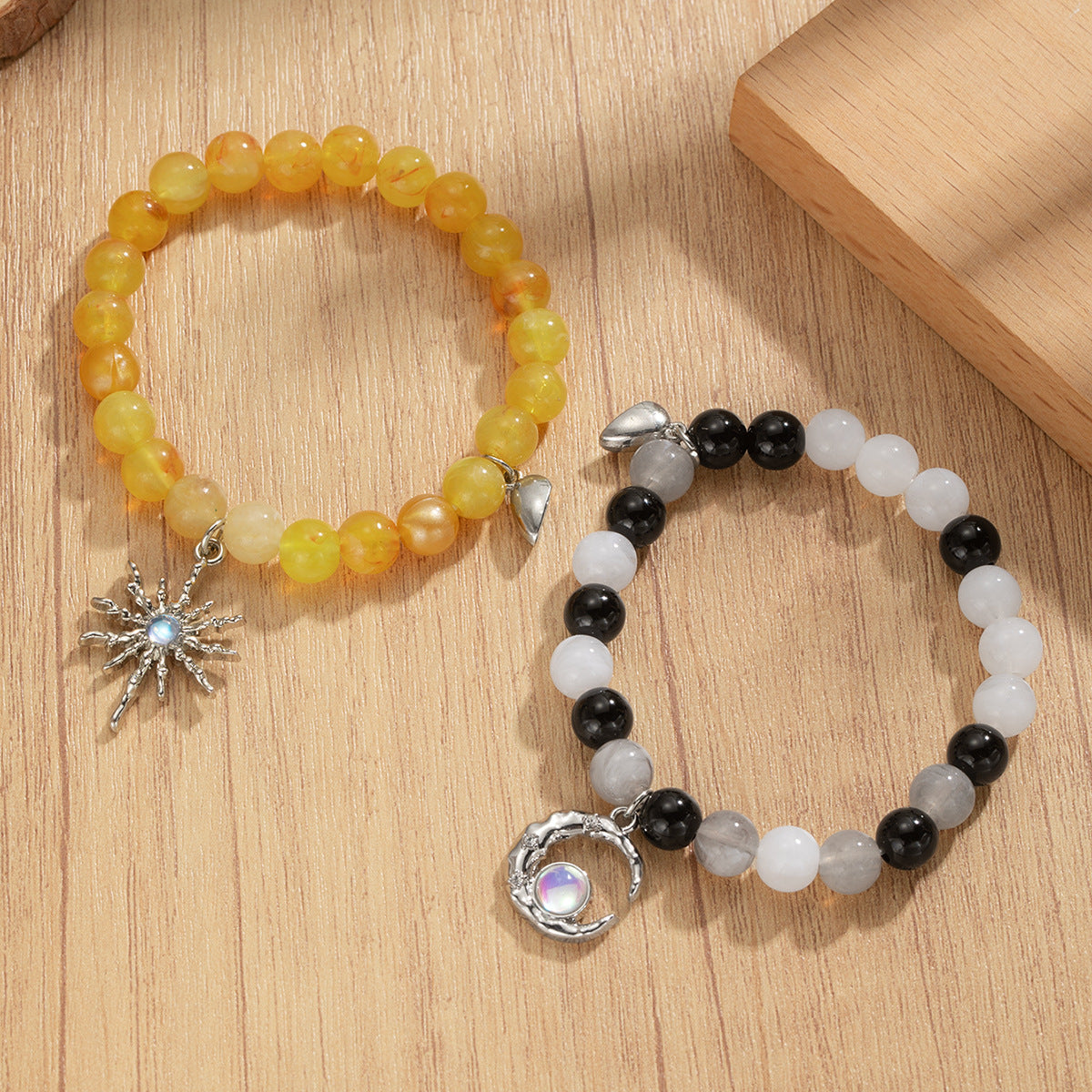 Wholesale sun moon pendant beaded love magnetic elastic couple bracelet