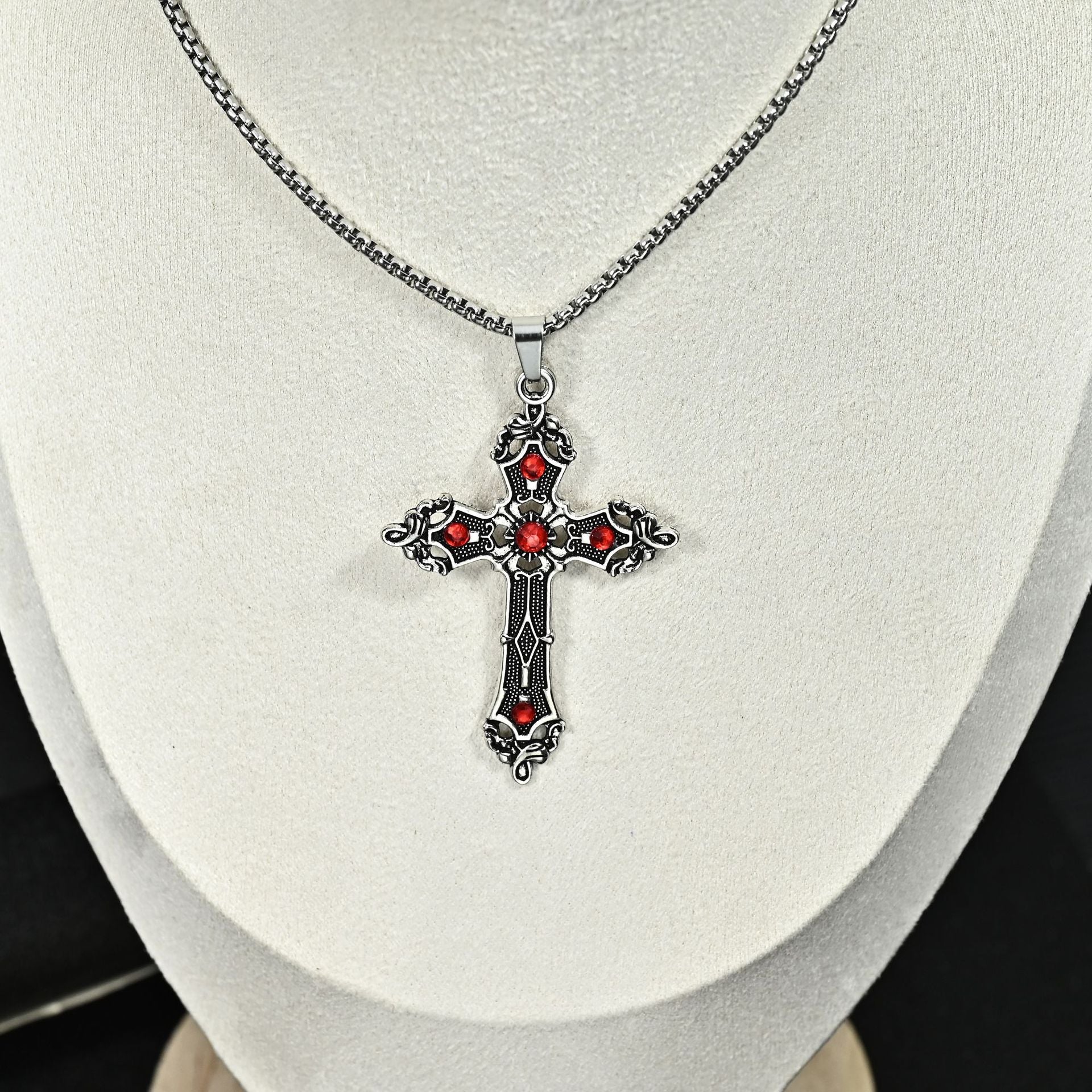 Wholesale Retro Vintage Cross Pendant Necklace For Men Stainless Steel Long Chain Chic Fashion Jewelry Accessory Gift