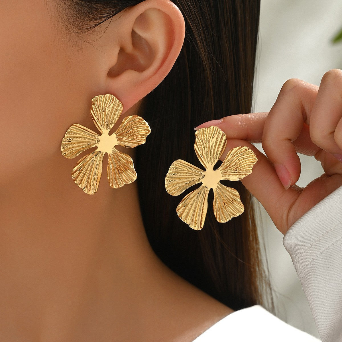 Wholesale Zinc Alloy Geometric Conch Starfish Stud Earrings for Women