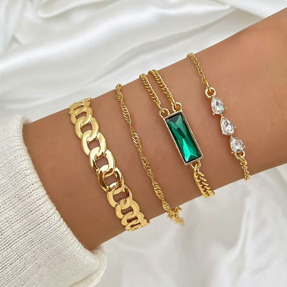 Wholesale Simple Emerald Green Diamond Bracelet Set - 4-Piece Elastic Snake Chain Bracelets for Women Fashion Accessory