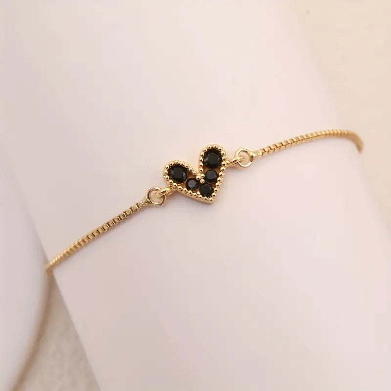 Wholesale Copper heart-shaped bracelet with zircon embellishments and adjustable sliding clasp