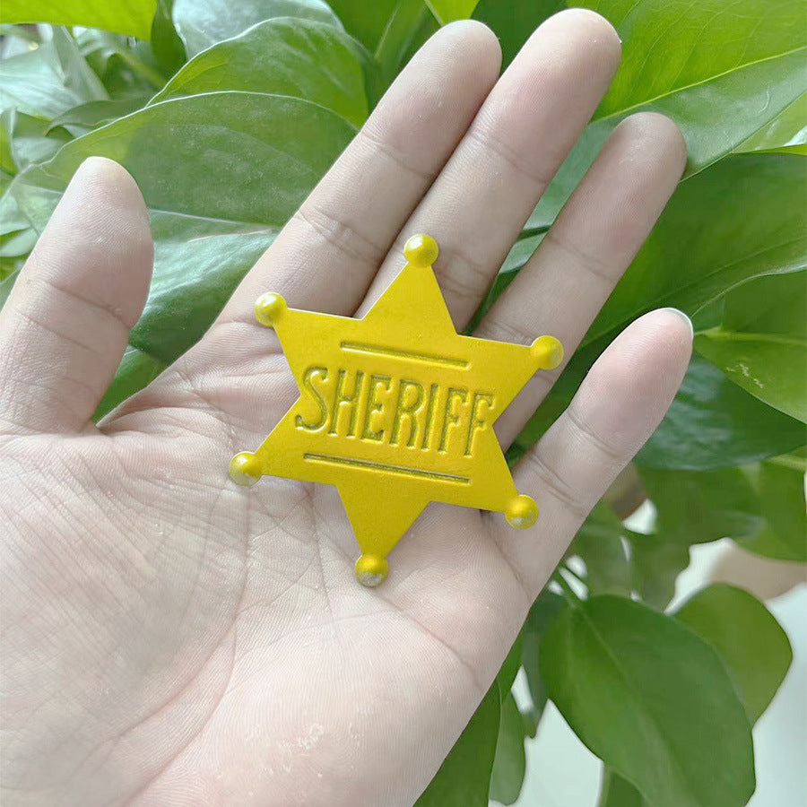 Wholesale  retro creative badge brooch  accessories brooch