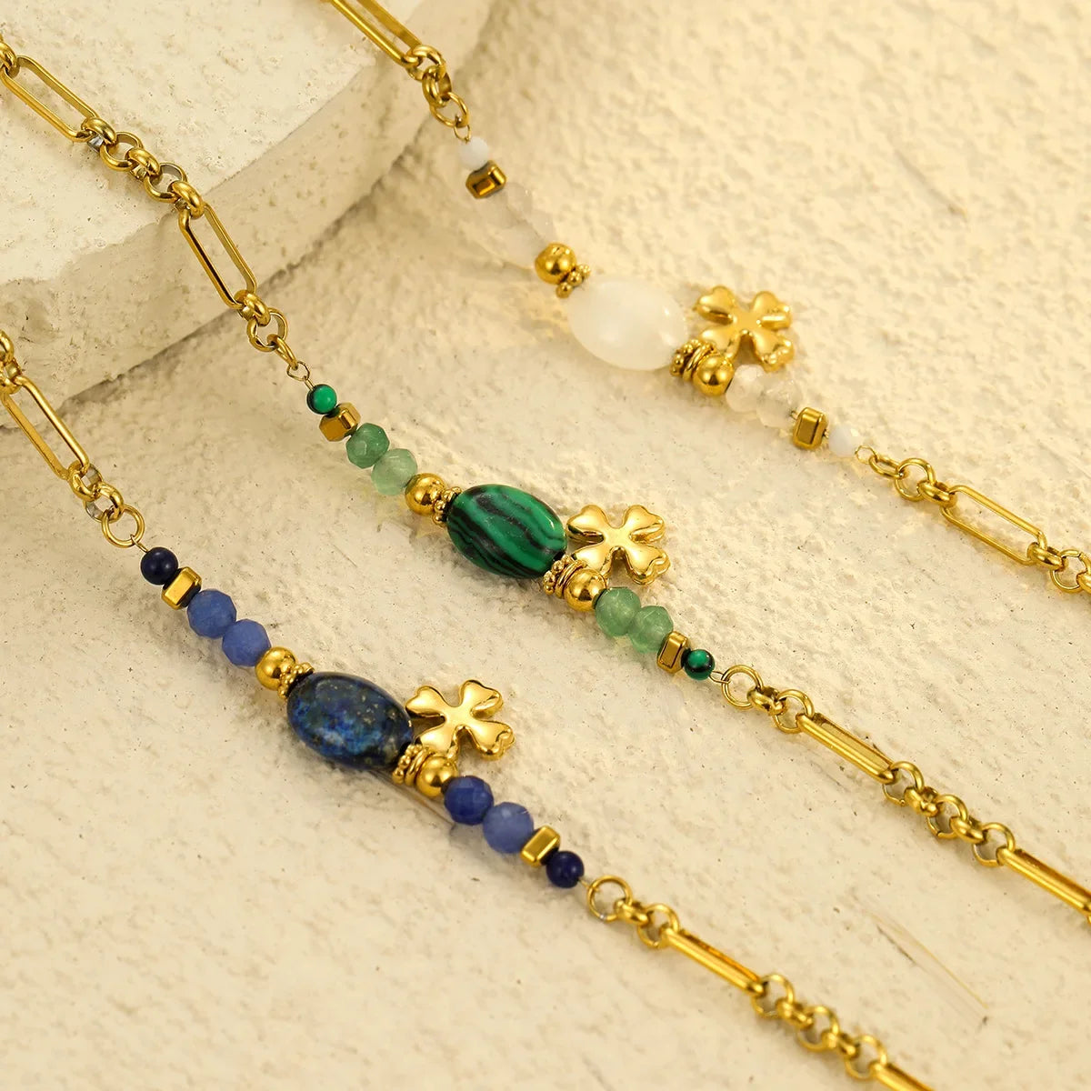 Wholesale  Stainless Steel Mineral Blue Gemstone Four-Leaf Clover Pendant Bracelet