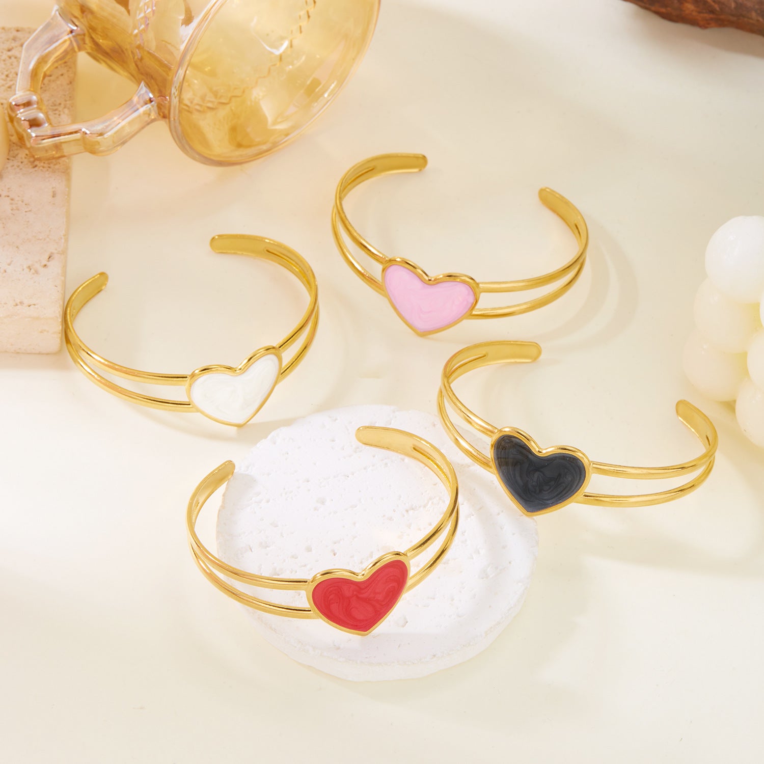 Wholesale stainless steel not fade cold  love oil drop light luxury open bracelet