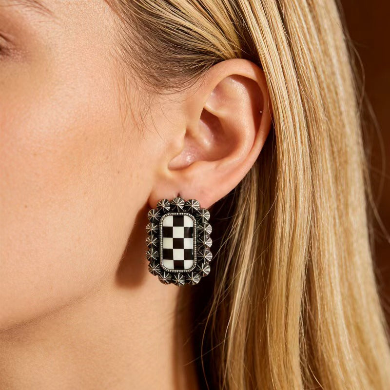 Wholesale Retro Western Style Geometric Black and White Checkerboard Earrings