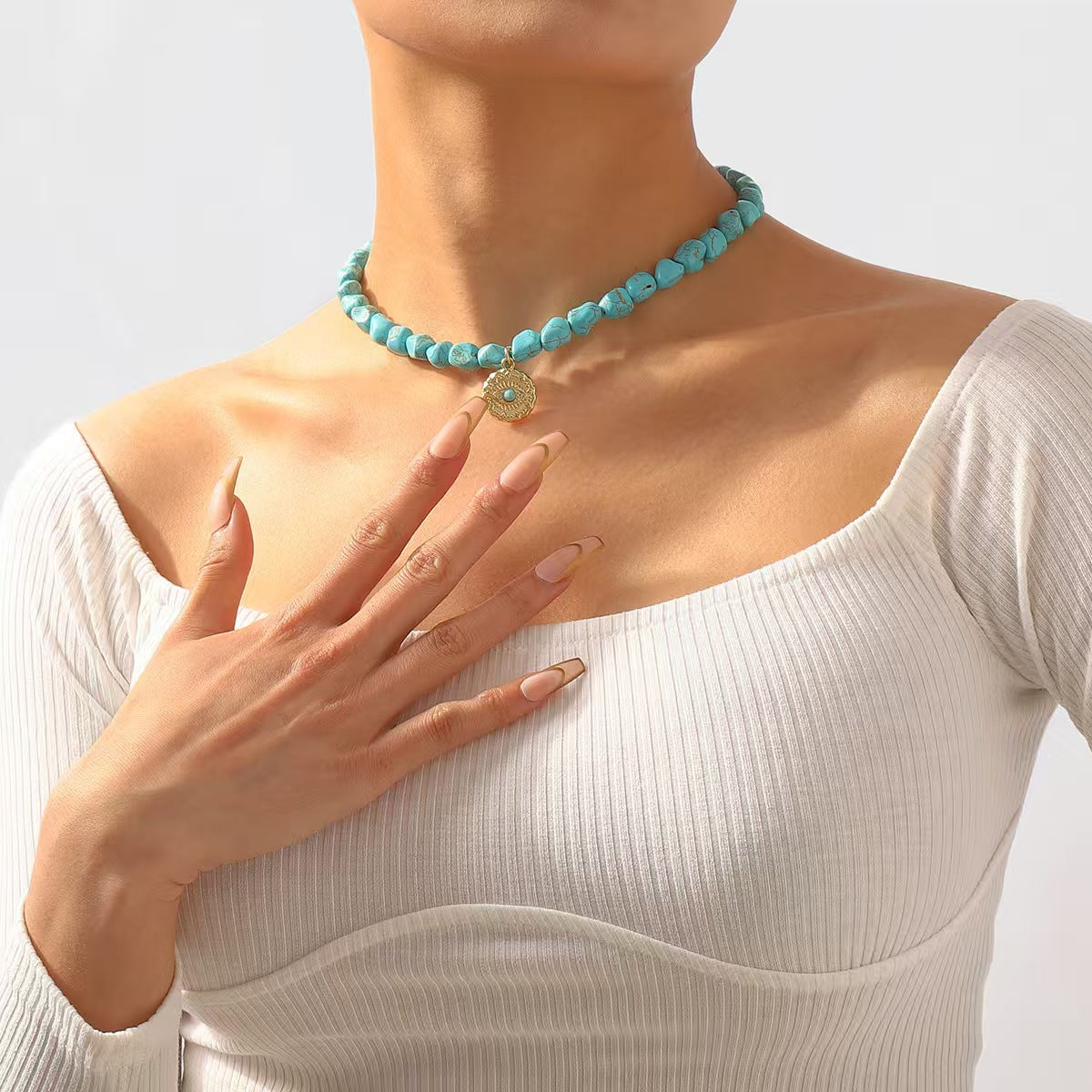 Wholesale Bohemian Style Vintage Turquoise Beaded Necklace