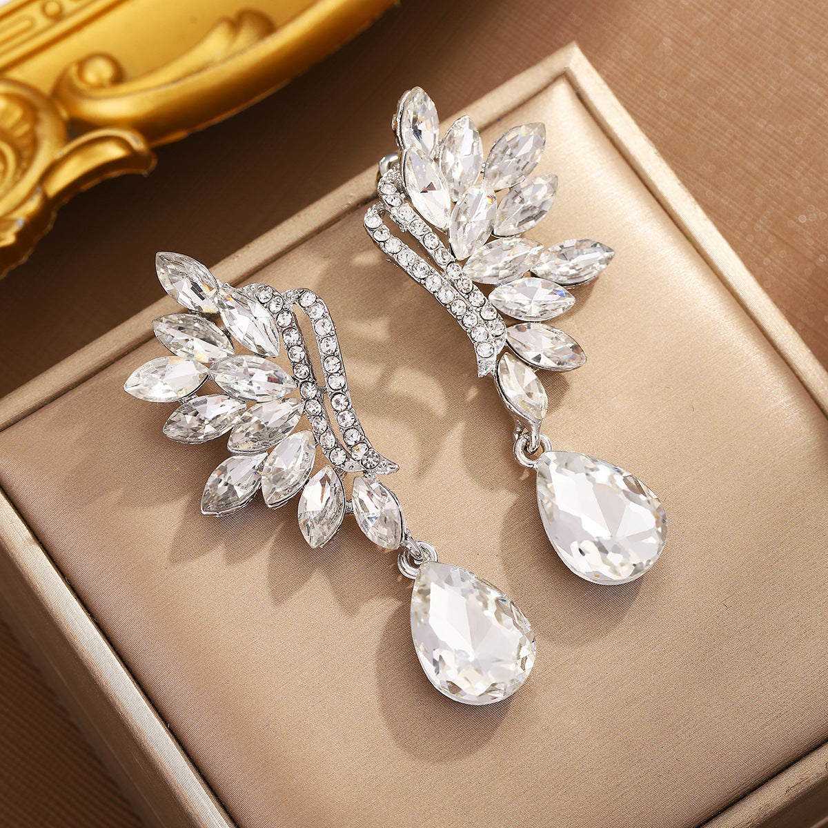 Wholesale Full Diamond Oval Tassel Earrings Luxury Earrings ACC-ES-YiN002