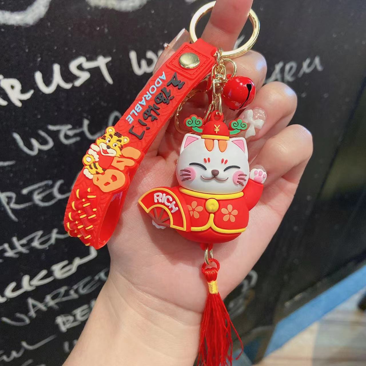 Wholesale Cute cartoon silicone keychain ACCVIP