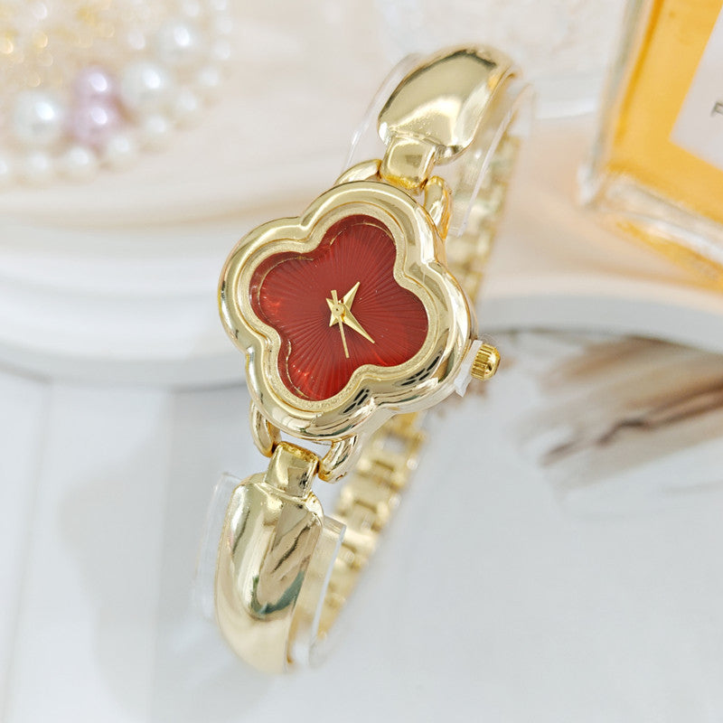 Wholesale Women S Quartz Watch Four Leaf Clover Dial Everyday Gift Fashion Accessory