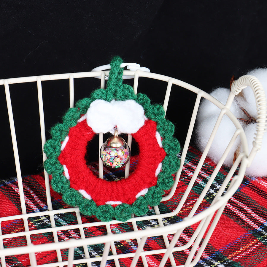 Wholesale Christmas garland keychain pendant wool hand-crocheted  Keychains Accessories
