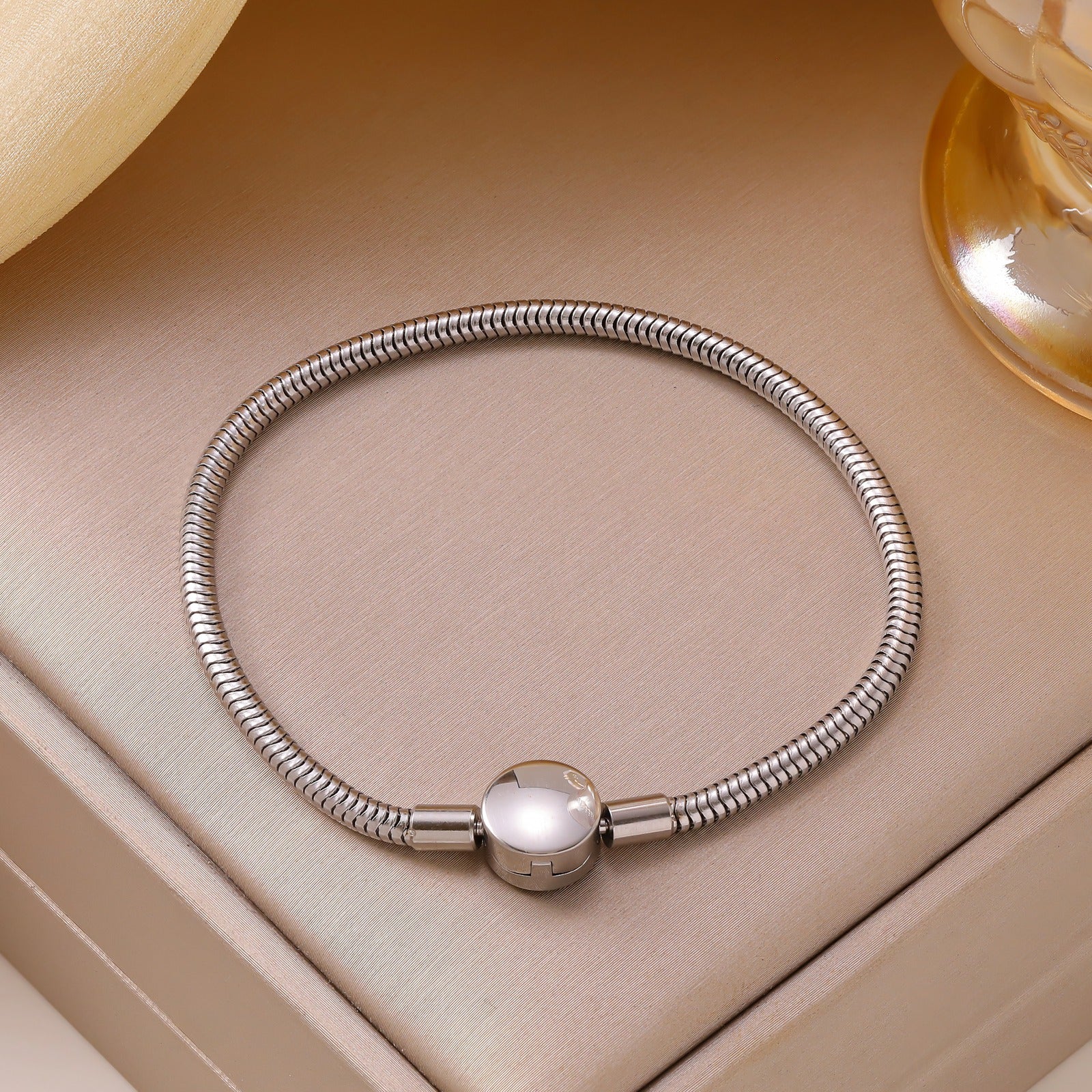 Wholesale Snake Bone Titanium Steel Bracelet Fashion DIY Jewelry Accessory With Beaded Chain For Unisex Everyday Wear Or Gift