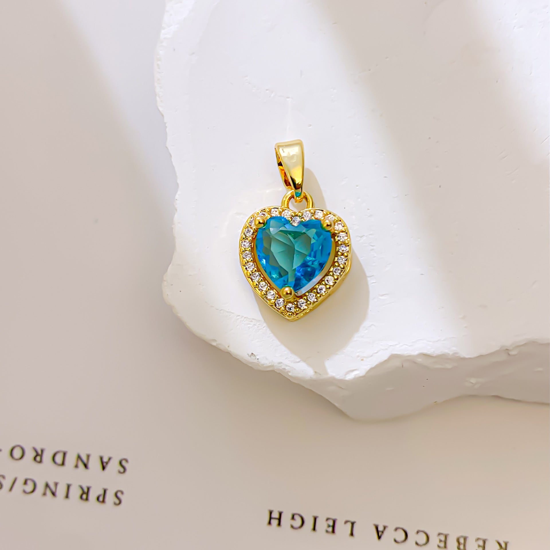 Wholesale Pendant  Colorful Love Pendant Fashion Jewelry