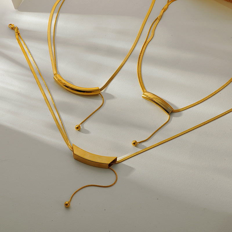Wholesale Simple Curved Tube Round Pendant Necklace