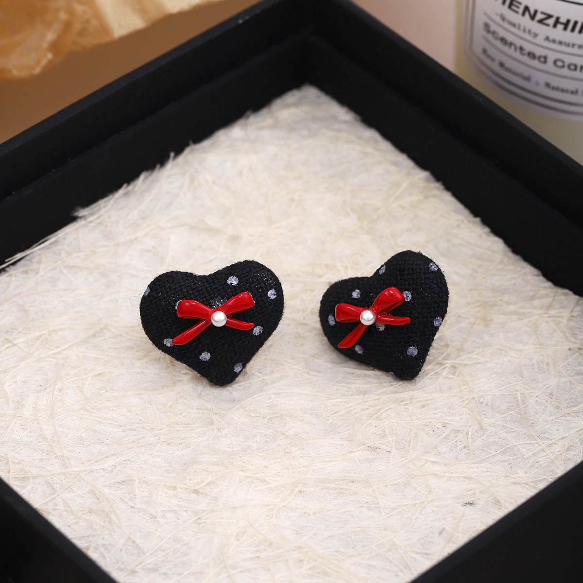 Wholesale Love Bow Luxury Earrings