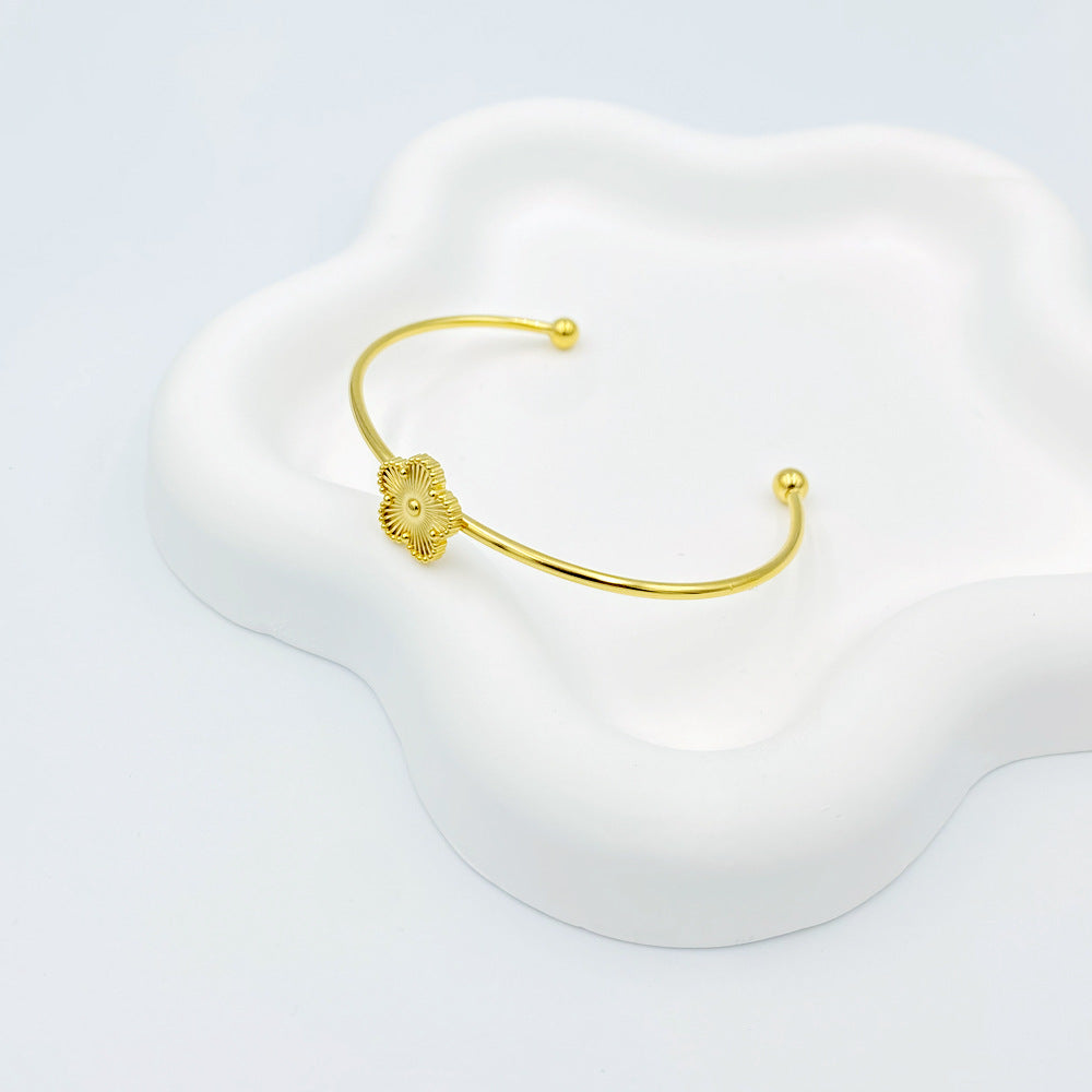 Wholesale 13mm Five Leaf Plum Blossom Titanium Steel Bracelet ACC-BT-QianHui009