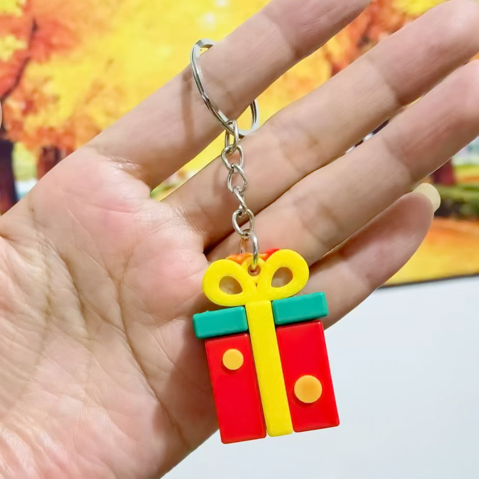 Wholesale Couple keychain car key pendant Christmas doll keychain