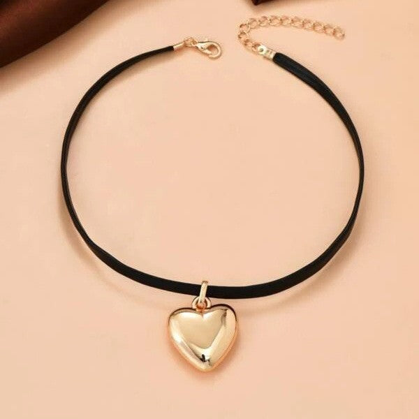 Wholesale Creative Simple Love Pendant All-match Collarbone Chain