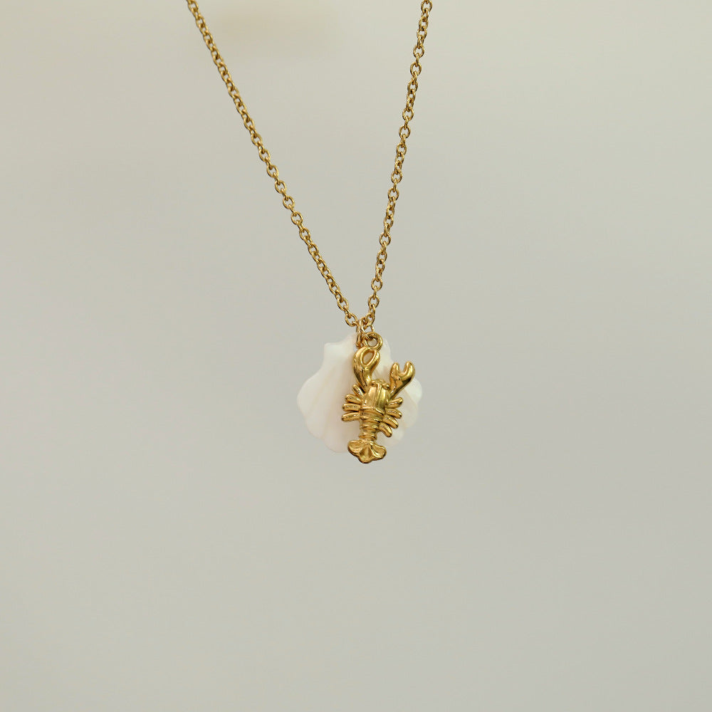 Wholesale Summer-Style Giraffe Pendant Shell  Stainless Steel Necklace
