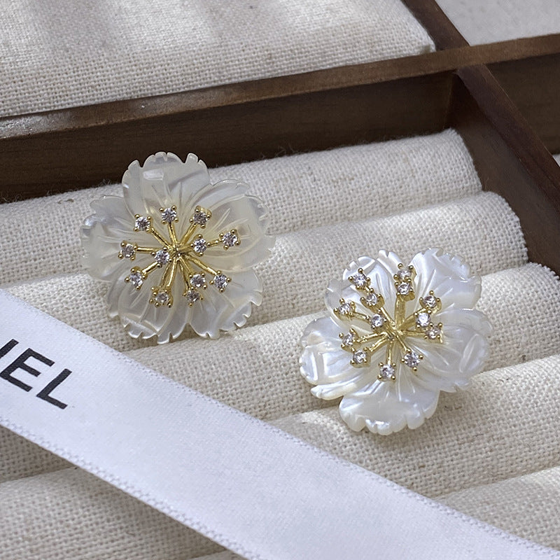 Wholesale  zircon shell flower silver needle stud earrings