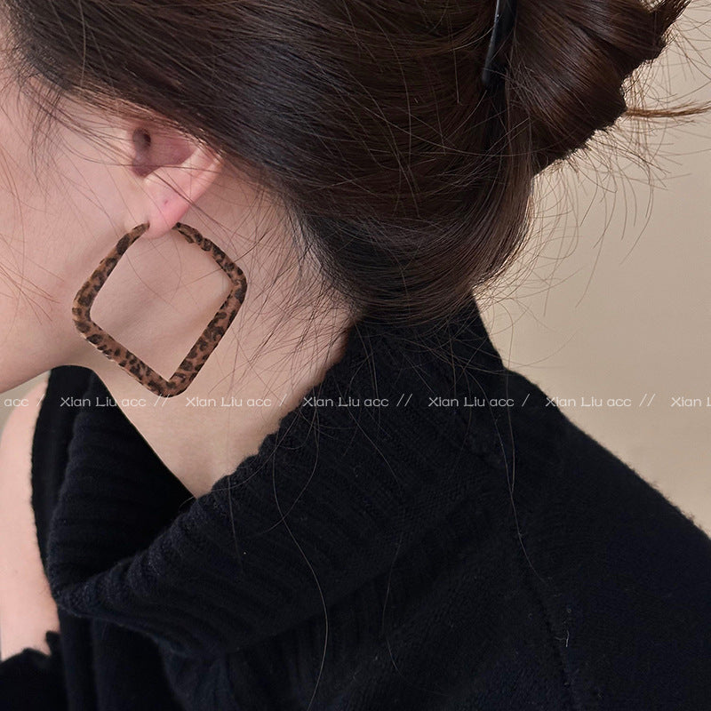Wholesale Geometric Square Hoop Leopard Print Earrings