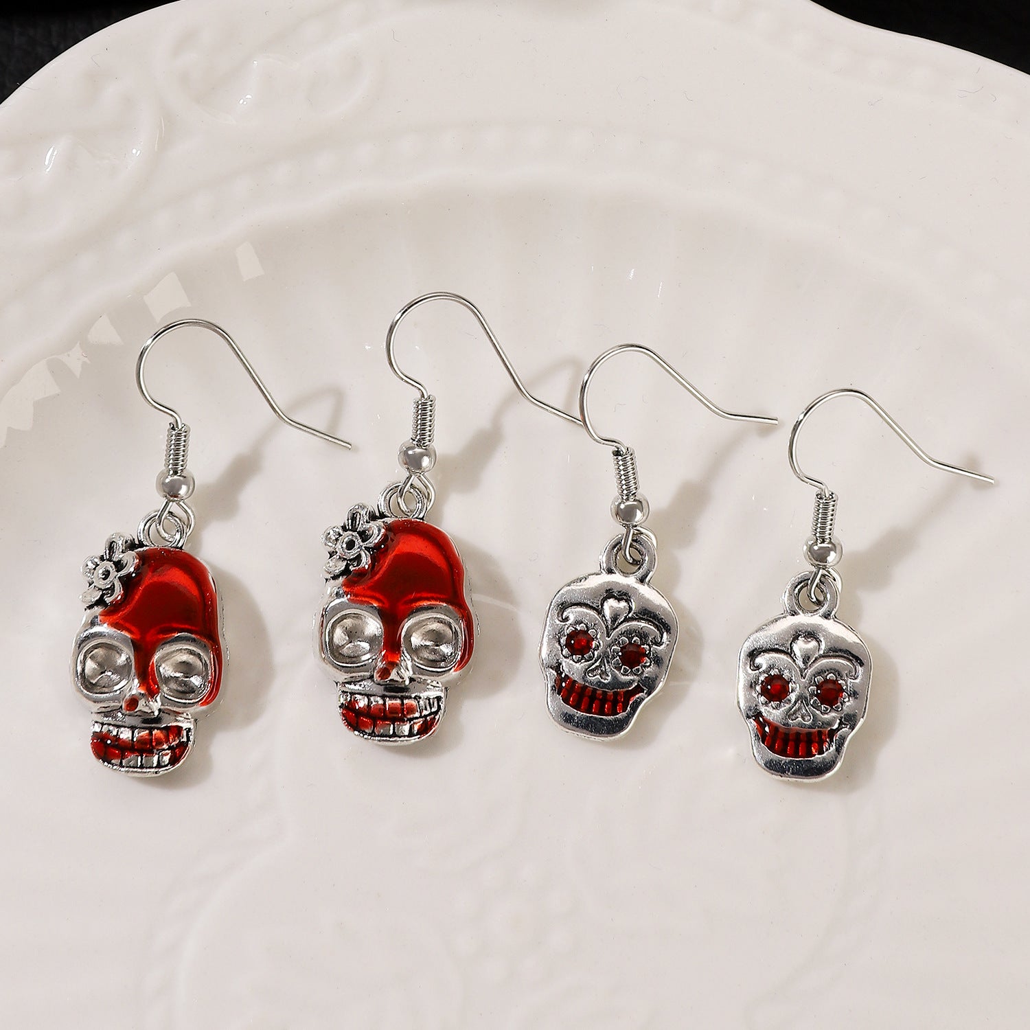 Wholesale Gothic Skull Heart Earrings - Ancient Silver Tone Jewelry Accessory for Party Boutique Resale