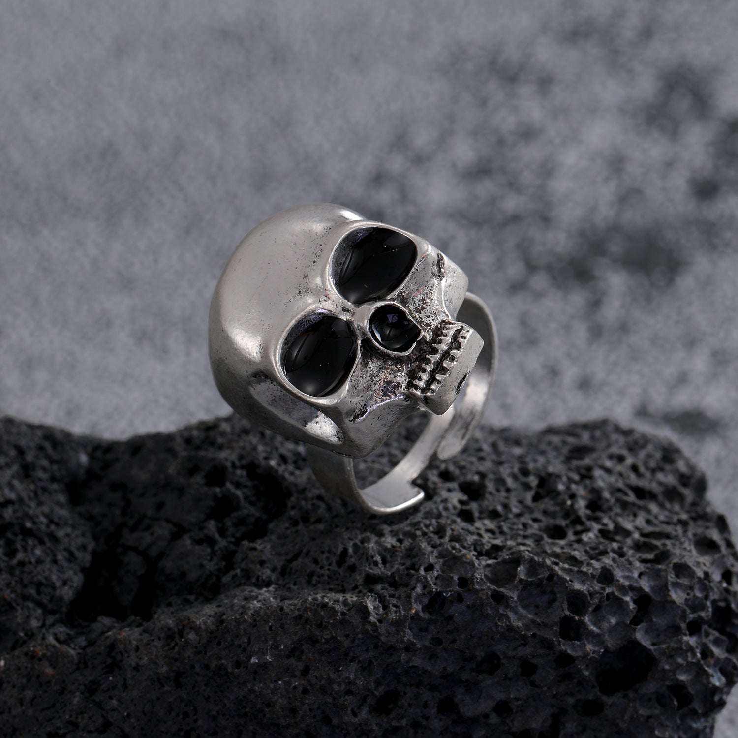 Wholesale heart double skull starburst open ring