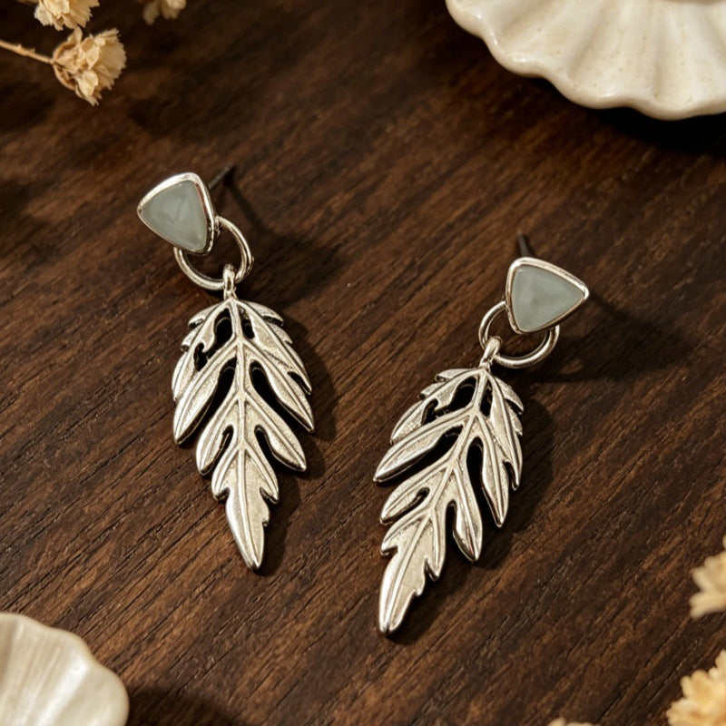 Wholesale Retro Distressed Silver Triangular Leaf Earrings - Eco-Friendly Alloy Jewelry Accessory for Party or Daily