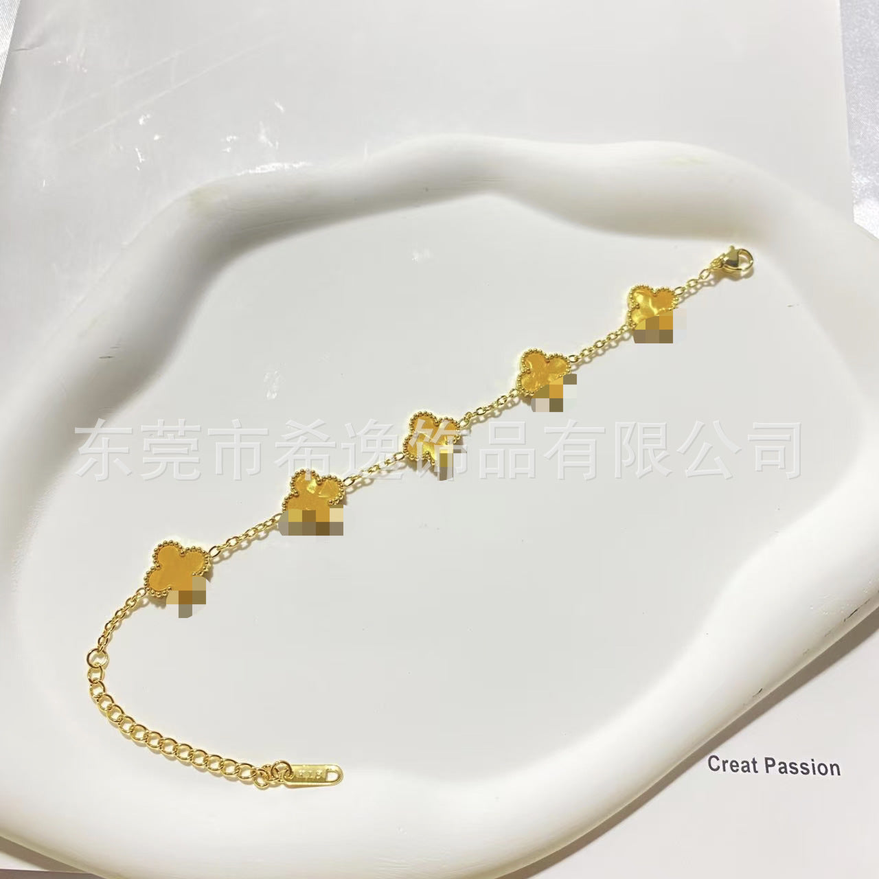 Wholesale Four-Leaf Clover Clover Charm Bracelet 13mm Titanium Steel Electroplated Fashion Jewelry for Women