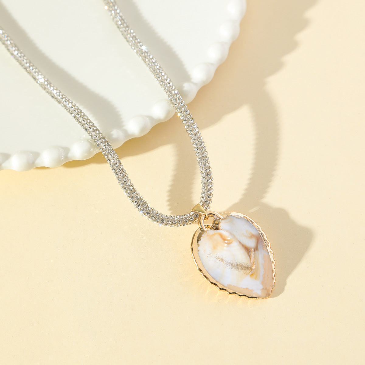 Wholesale Pendant Necklace Light Luxury  Shell Clavicle Chain
