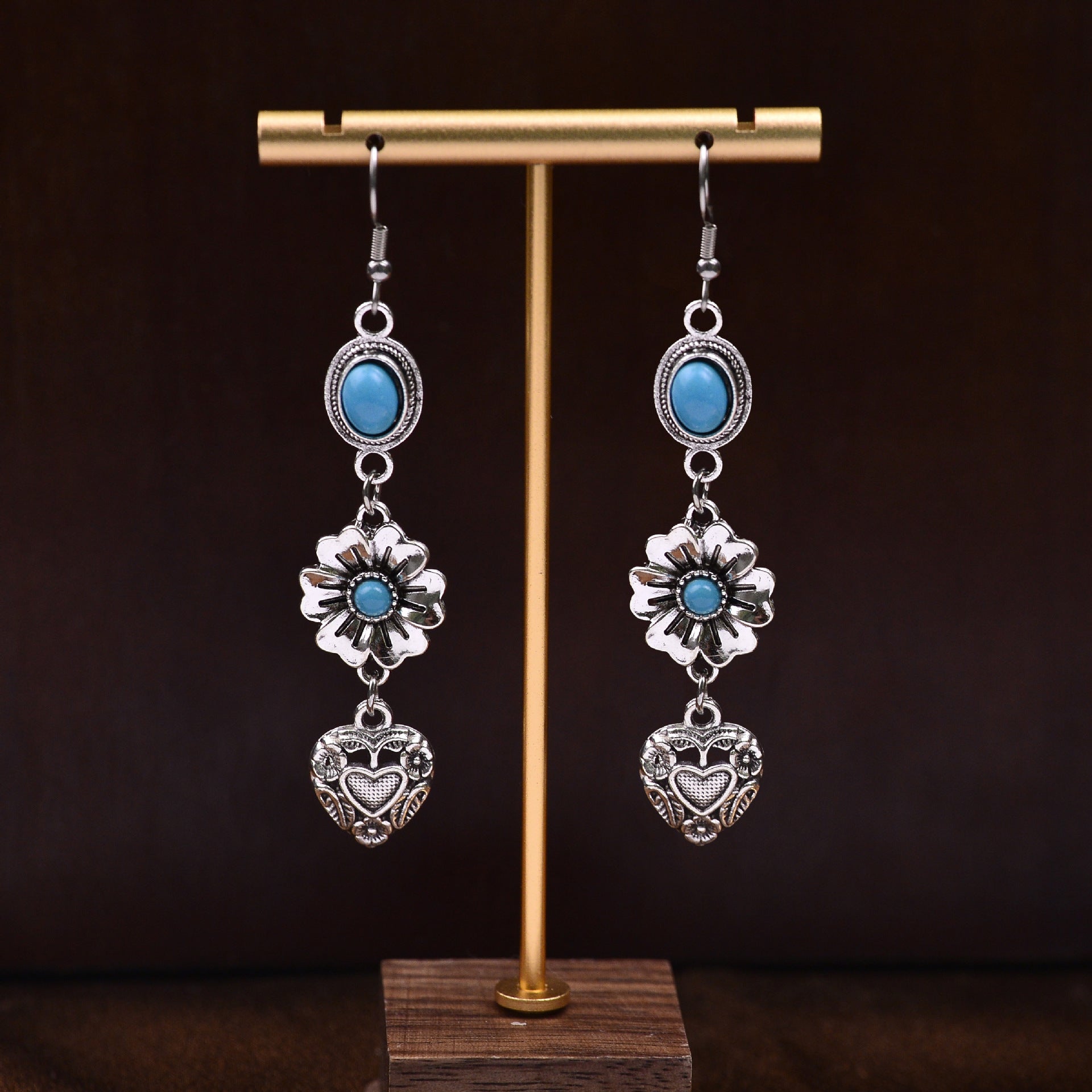 Wholesale Vintage Bohemian Elegant Distressed Texture Floral Heart Pendant Earrings with Turquoise Long Tassel Ear Jewelry