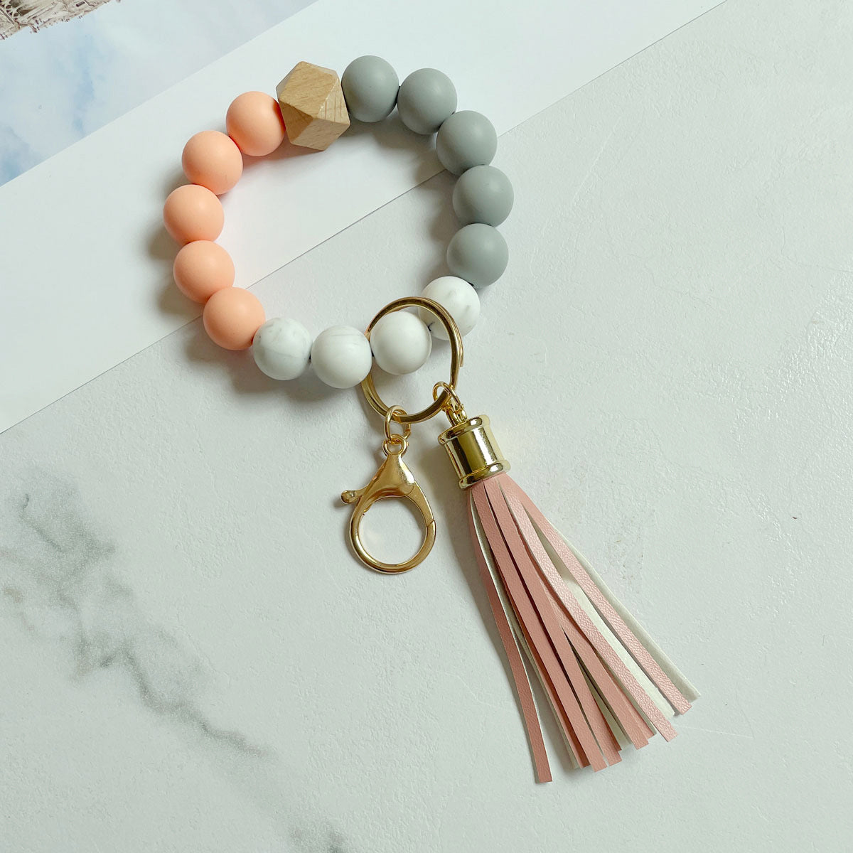 Wholesale Silicone Beads Bracelet Wooden Beads Leopard Print Cow Print Wristlet Keychain ACC-KC-Jinz001