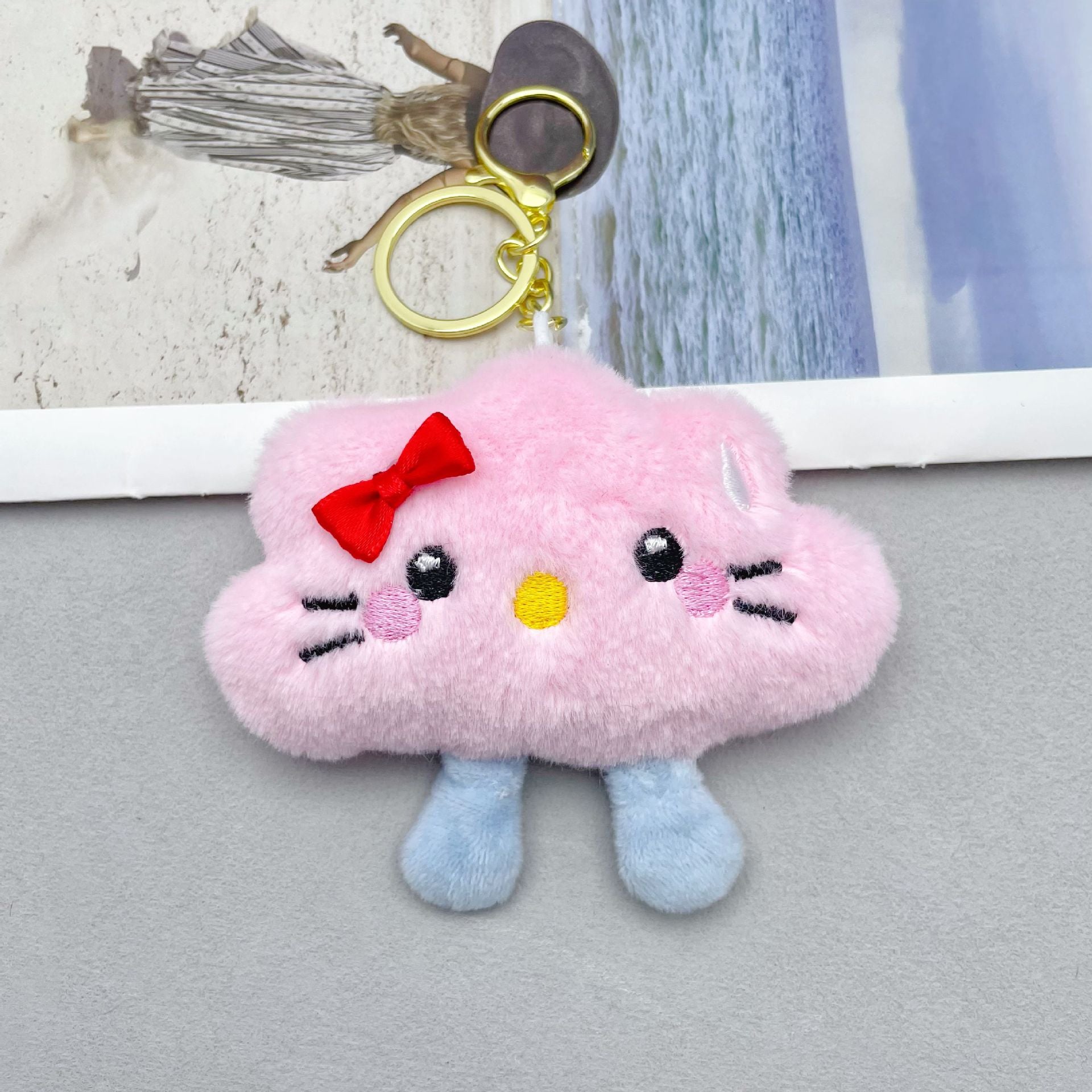 Wholesale Stylish Cloud Plush Keychain Bag Charm Pink Wool Yarn Cute Gift for Couples