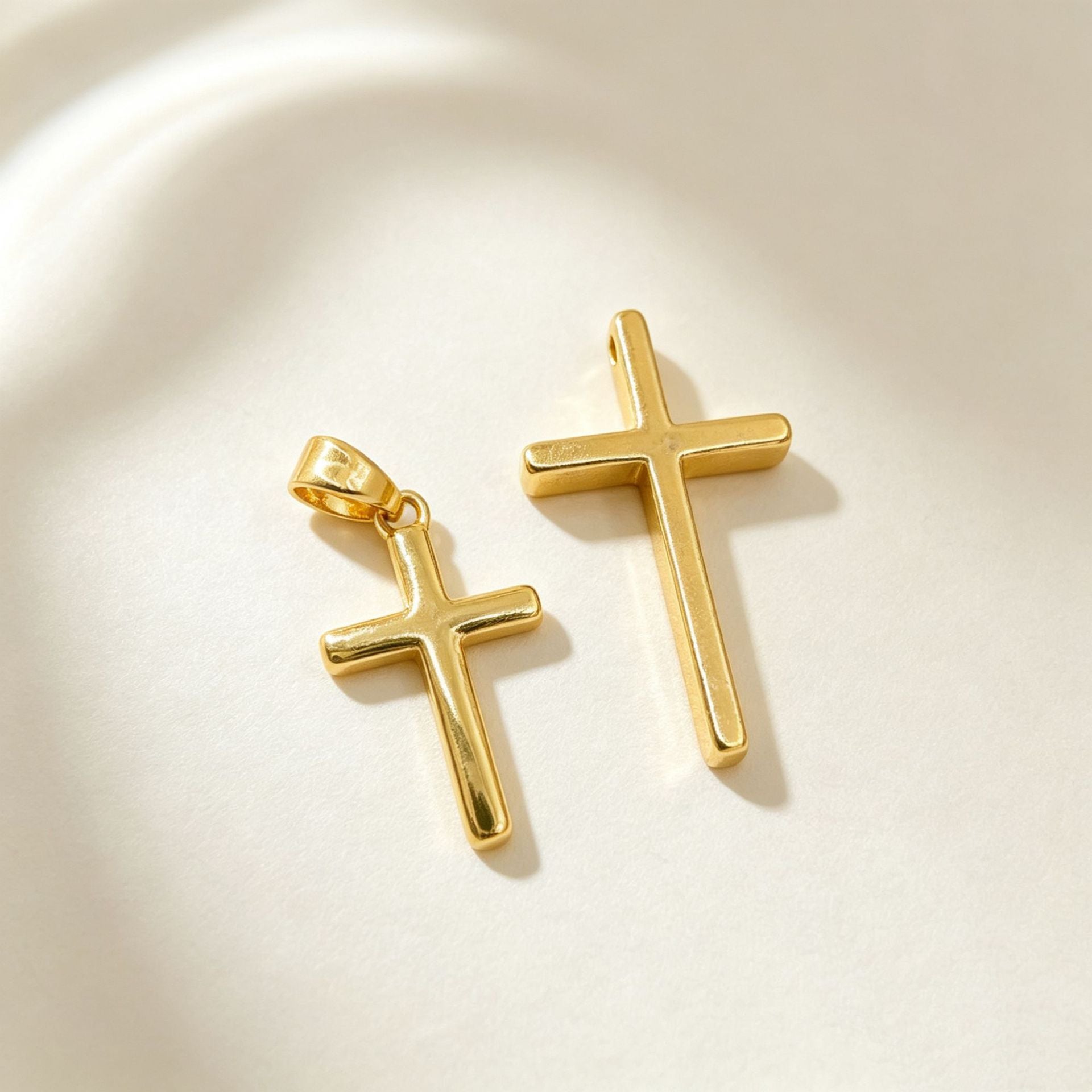 Wholesale Light Luxury Design Copper Gold Plated Micro Inlaid Zircon Cross Necklace