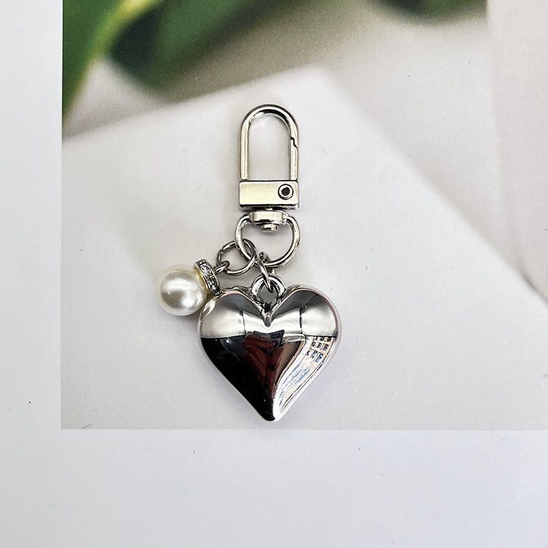 Wholesale Heart Bow Electroplated Alloy Bag Charm Stylish Couple Keychain Everyday Wear And Decorative Accessory