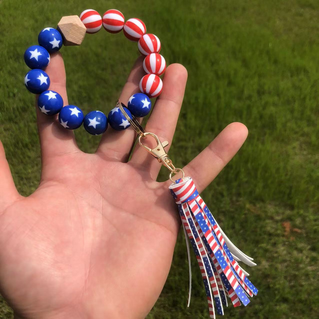 Wholesale American Independence Day Wooden Beads Tassel Wristlet Keychain ACC-KC-QiuXue013