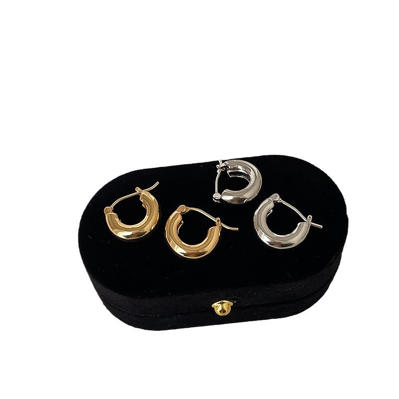 Wholesale semicircular metal earrings