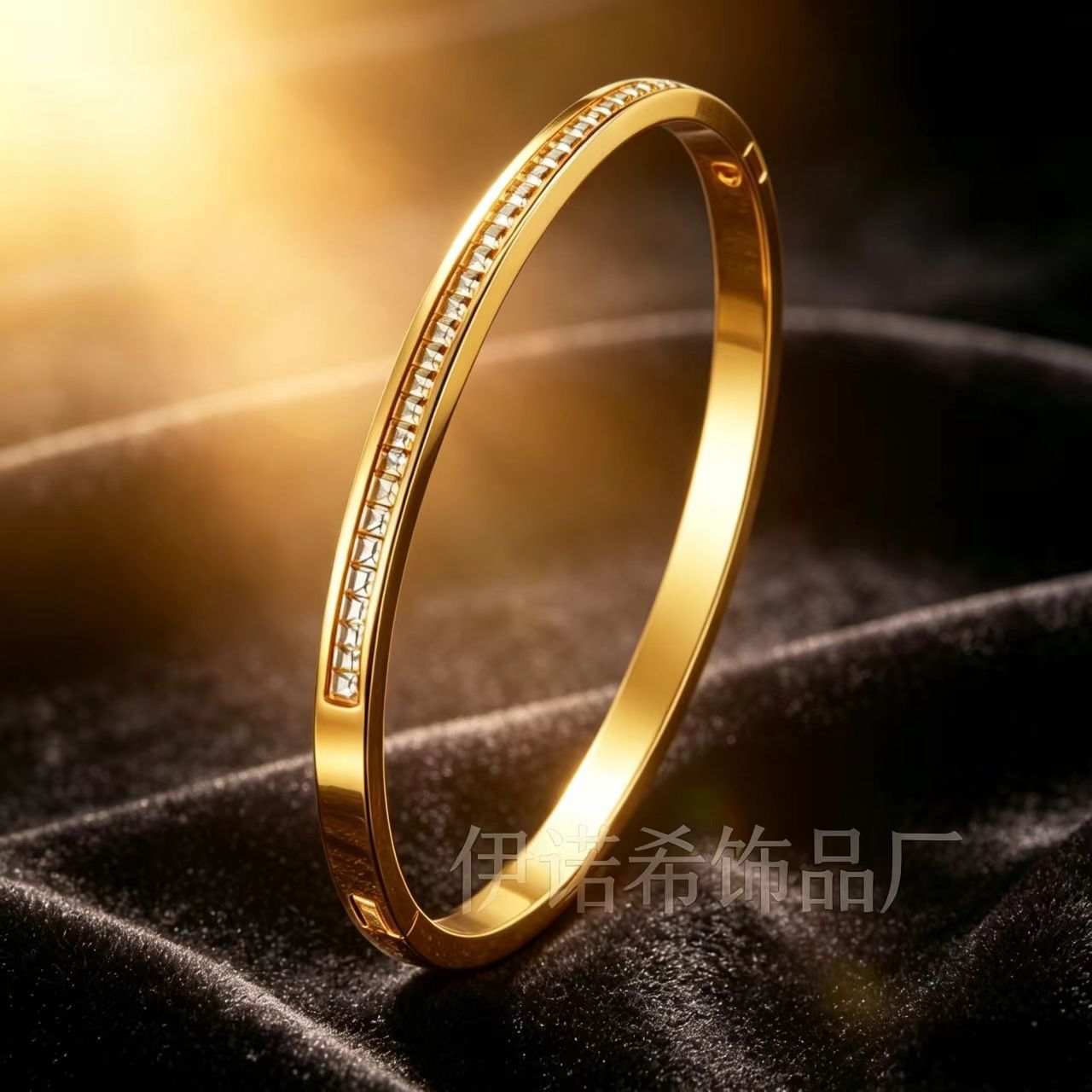 Wholesale 18K Gold Plated Stainless Steel Rhinestone Bracelet Trendy Office Jewelry Accessory