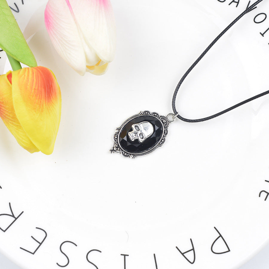 Wholesale Black Zinc Alloy Skull Pendant Necklace Retro Punk Gothic Chain Jewelry Accessory Party Gift Resale