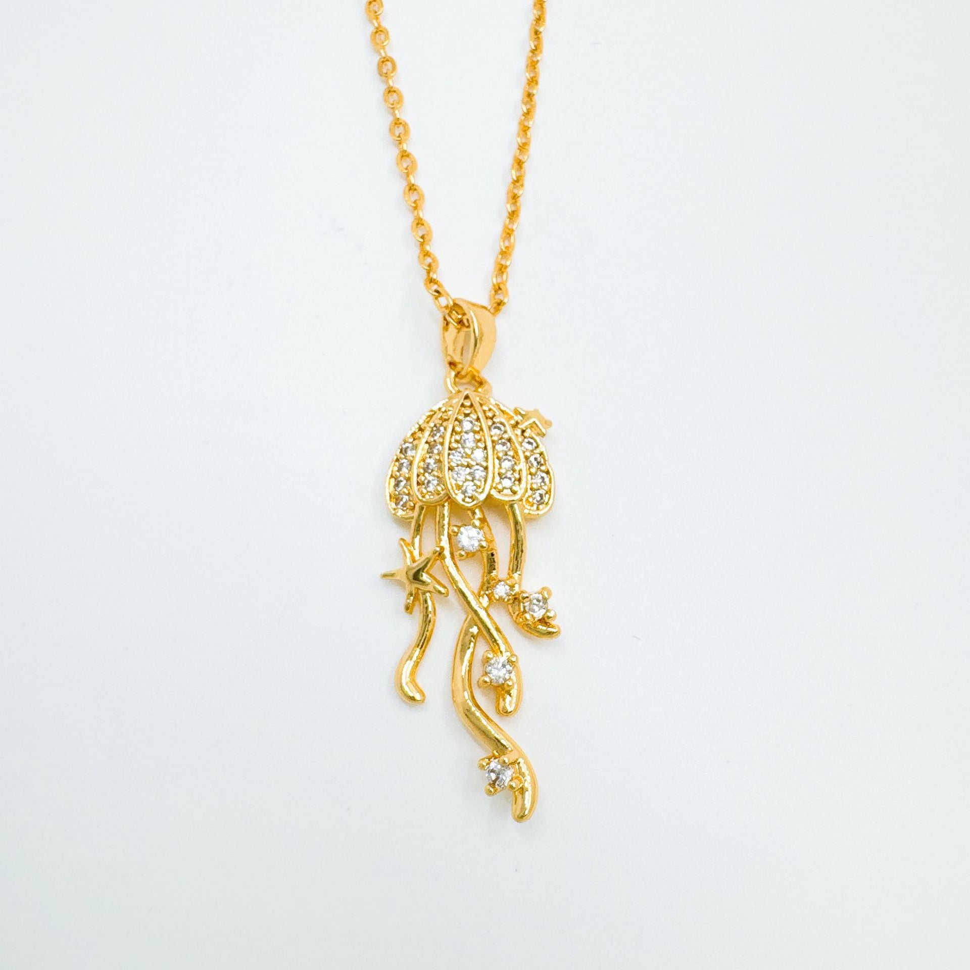 Wholesale Copper Gold Plated Jellyfish Pendant Necklace,  Fashion Jewelry Accessory for Everyday Wear