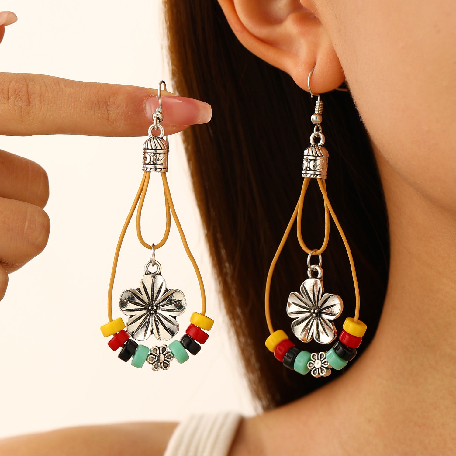 Wholesale Retro Ethnic Flower Earrings