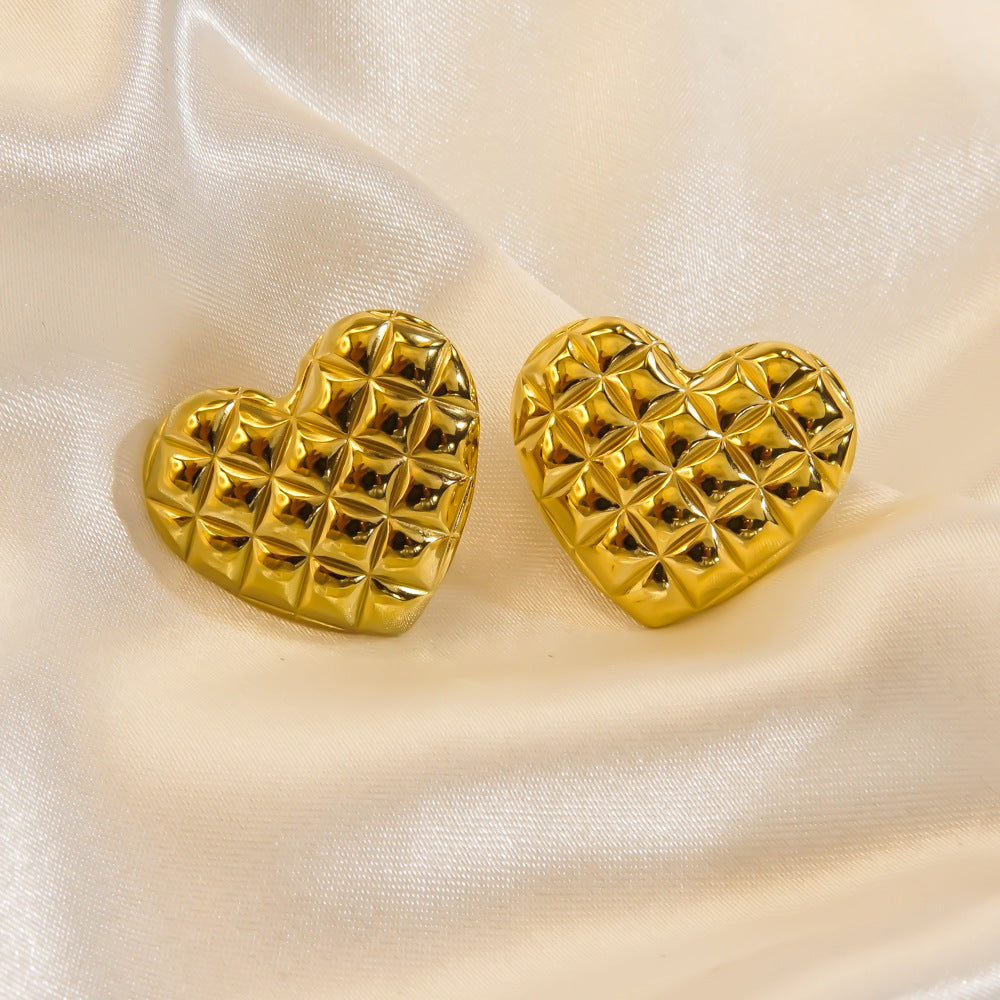 Wholesale  Stainless Steel Diamond Pattern Heart-shaped Earrings
