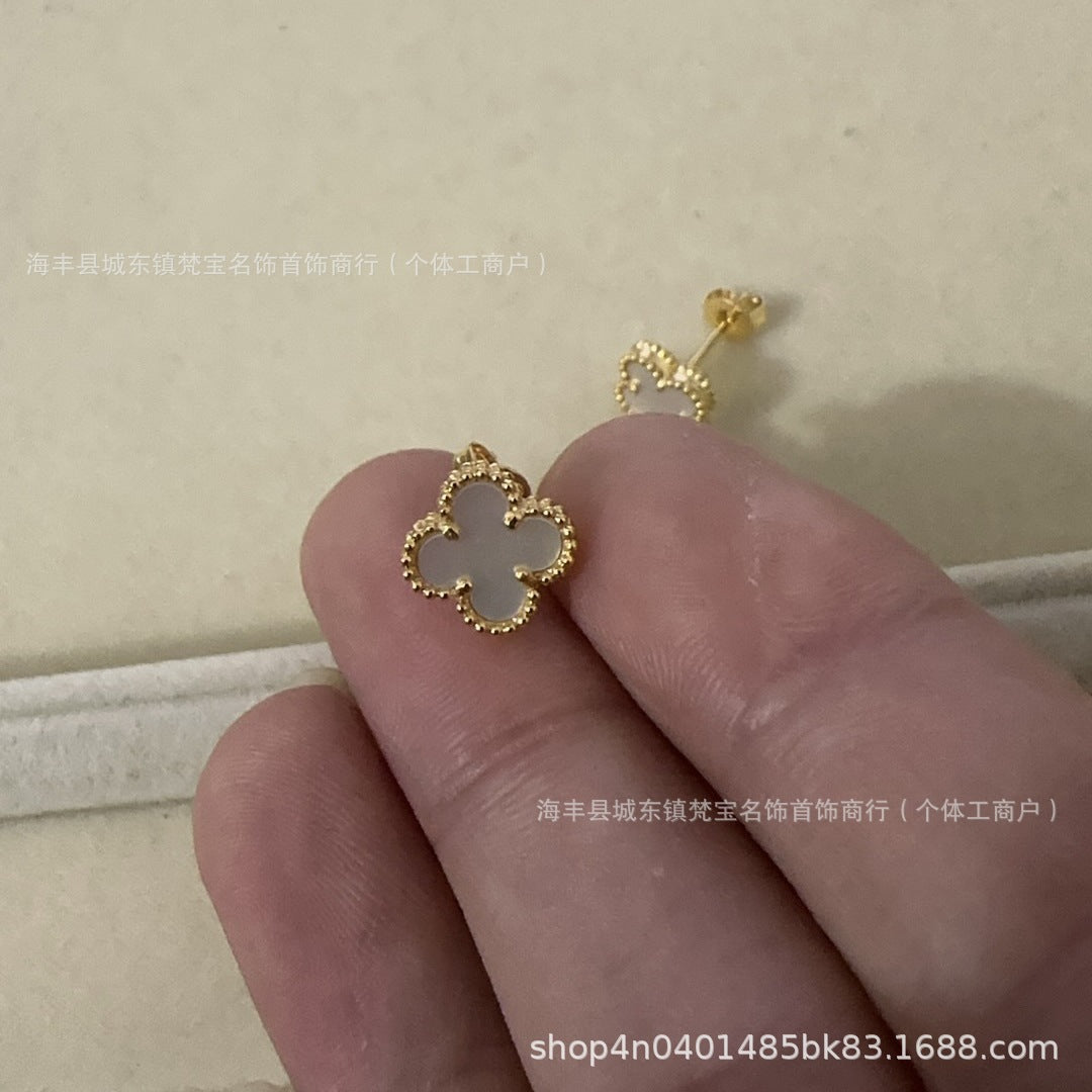 dxx-img:573b660dcb41f73f1b95ce5c9eb6cd51,ACC-ES-6129065336694-M1