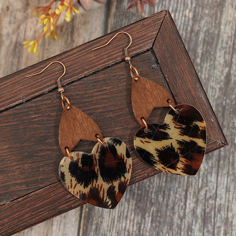 Wholesale Vintage-inspired heart-print leopard print acrylic earrings