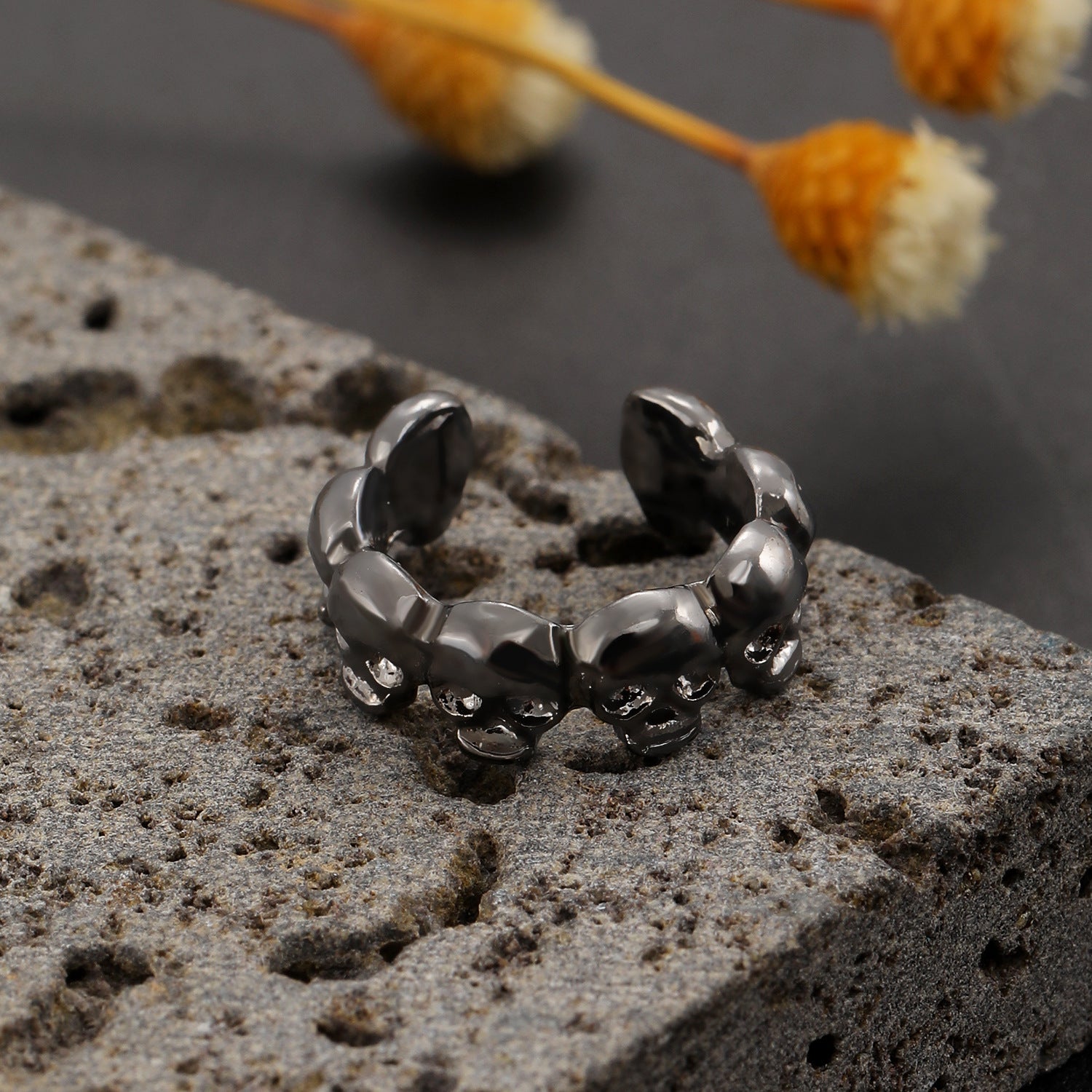 Wholesale Alloy Electroplated  Skull Earrings Women' s Fashion Accessory