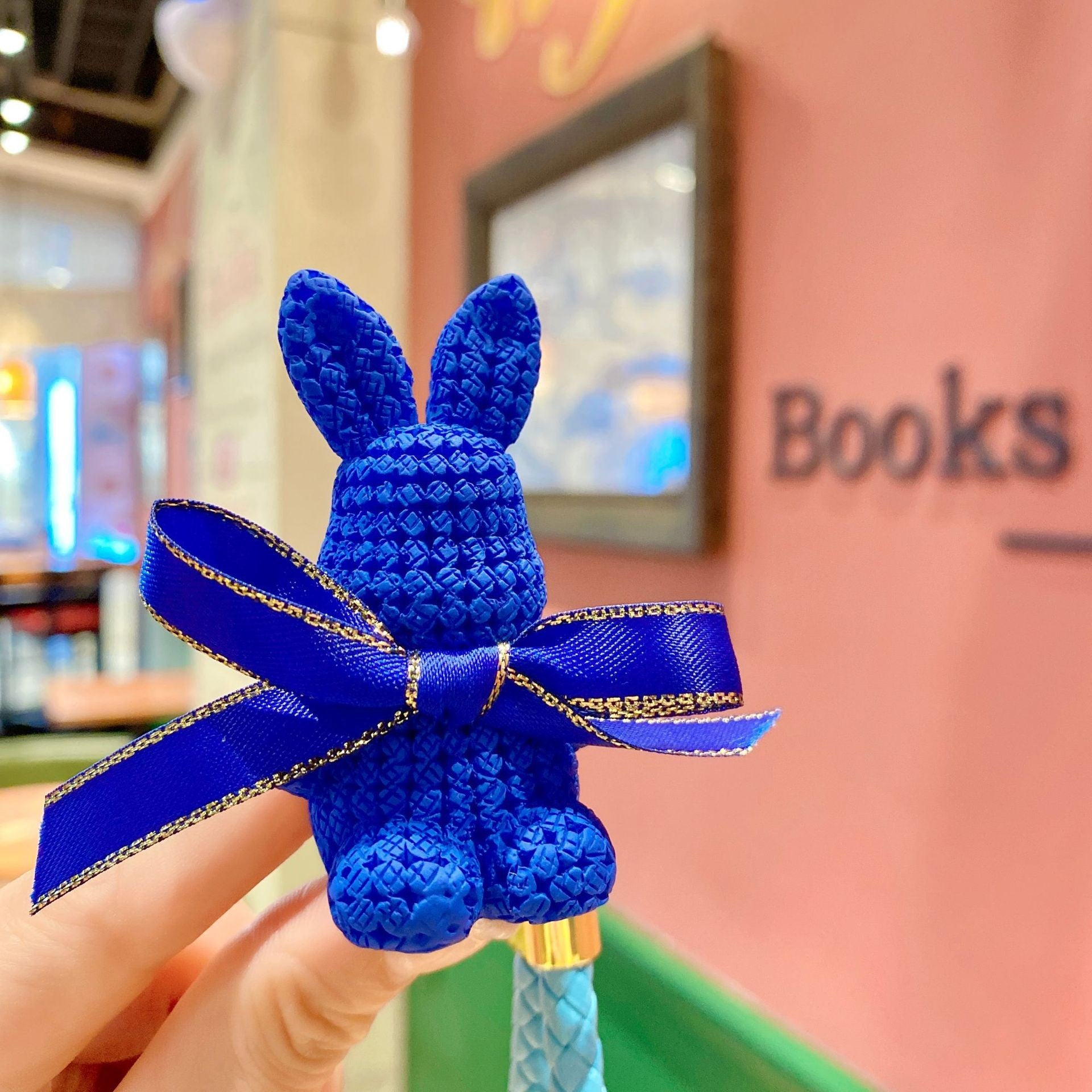 Wholesale Cartoon Resin Bow Tie Rabbit Keychain Lanyard Keychain ACC-KC-AiLe004