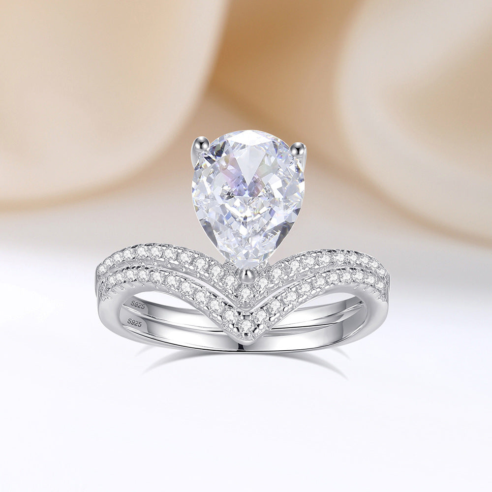 Wholesale S925 Silver 2 Carat Ice Flower Diamond V Shape Crown Ring