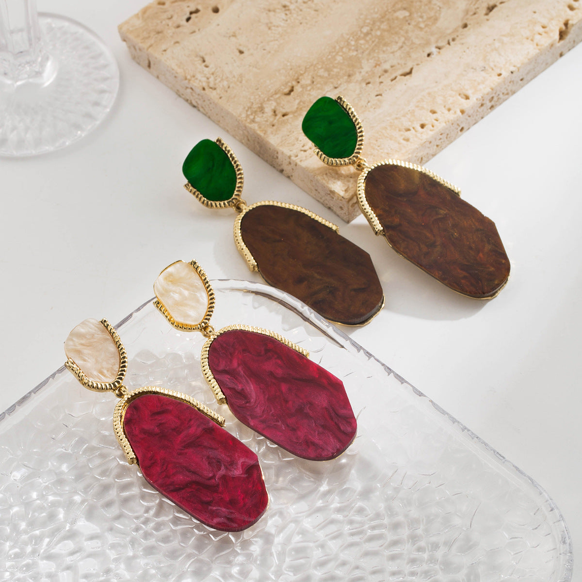 Wholesale oval earrings resin contrast color earrings